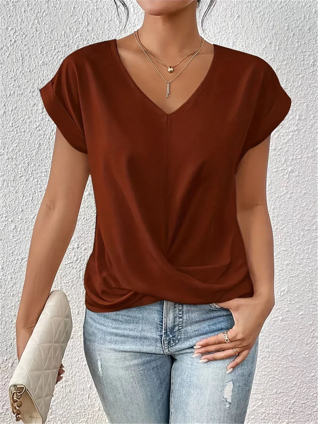 Vilda™ - Stilrent T-shirt med V-hals