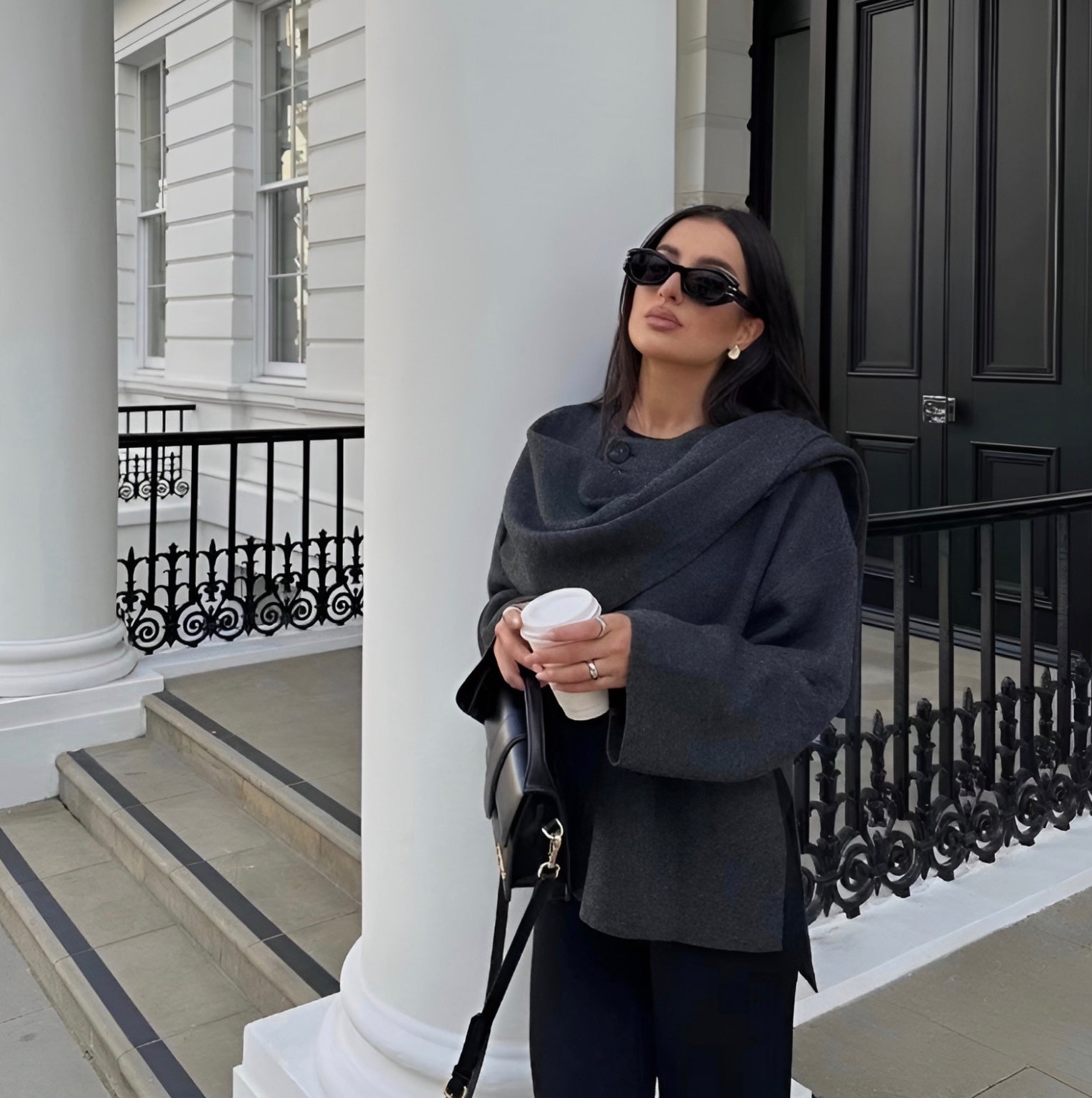 Elif - Viral cape coat