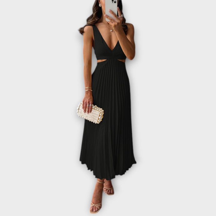 Elegant midi-aftonklänning med plissering