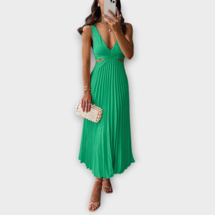 Elegant midi-aftonklänning med plissering