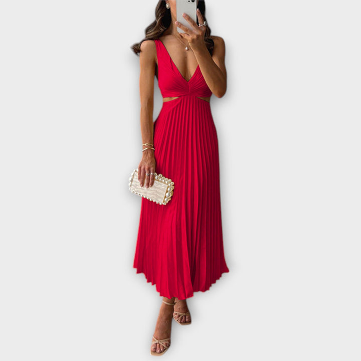 Elegant midi-aftonklänning med plissering