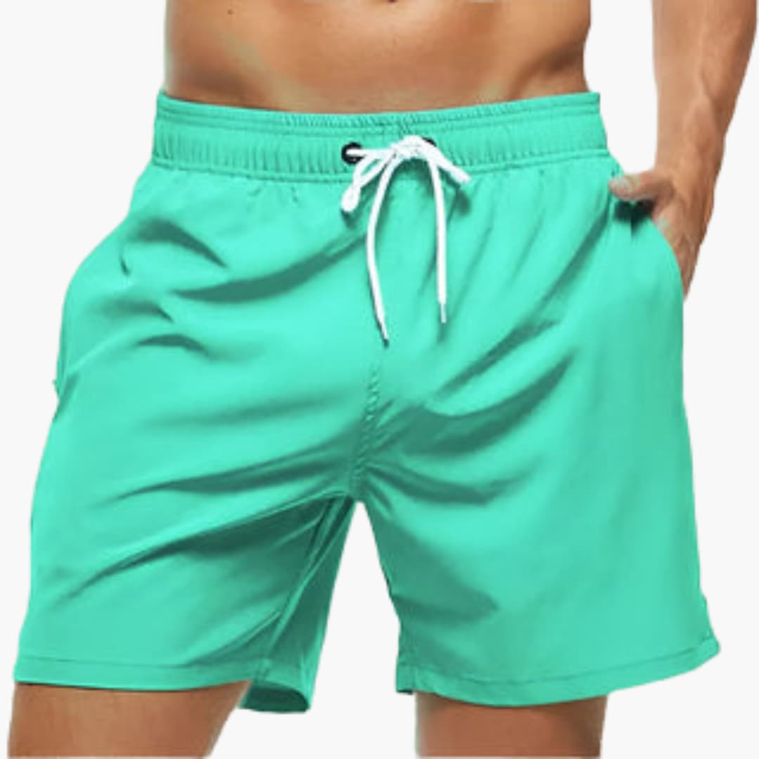 Moderiktiga badshorts - för män med bekväm passform