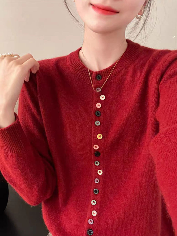 Beatrice - Klassisk Crew Neck Knappad Stickad Kofta