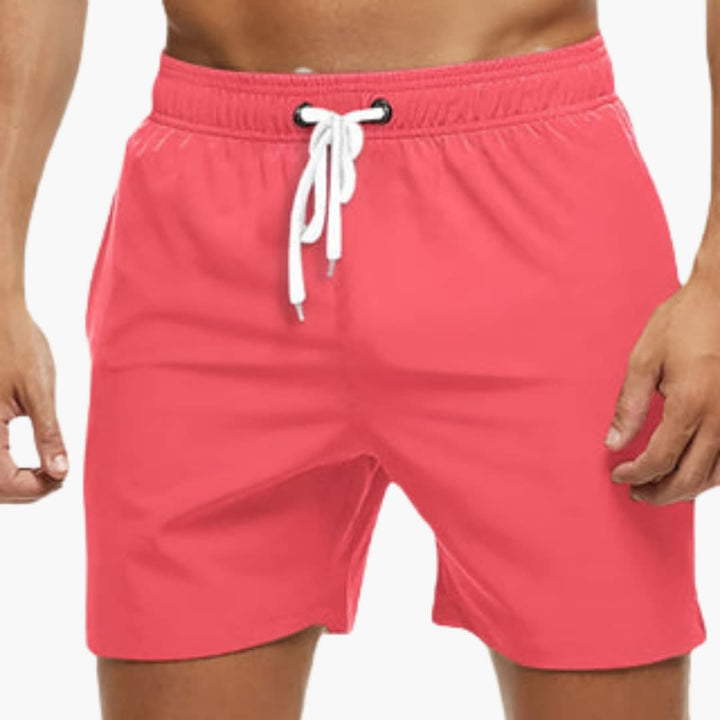 Moderiktiga badshorts - för män med bekväm passform