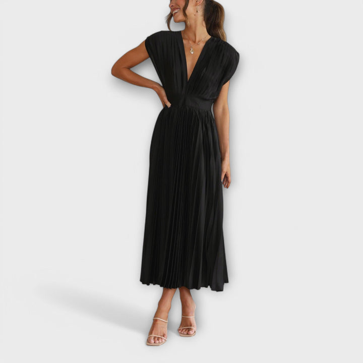 Maria – Elegant veckad klänning