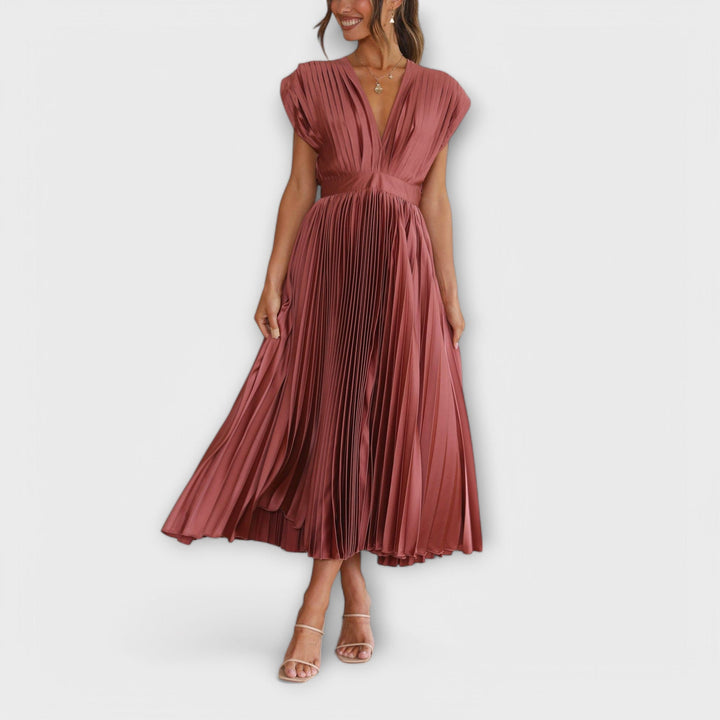 Maria – Elegant veckad klänning