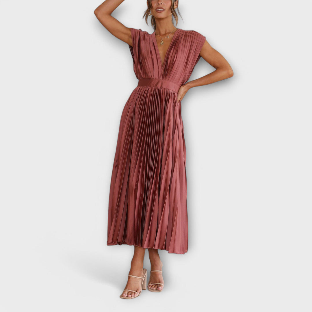 Maria – Elegant veckad klänning