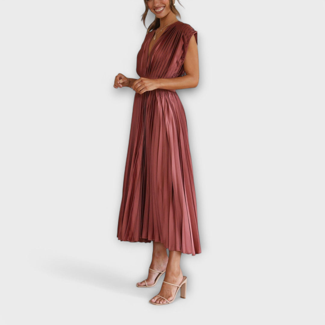 Maria – Elegant veckad klänning