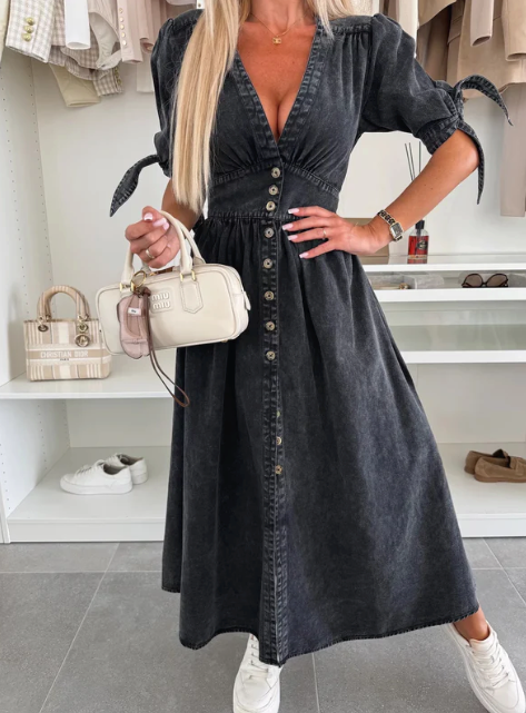 ELINE KLÄNNINGEN